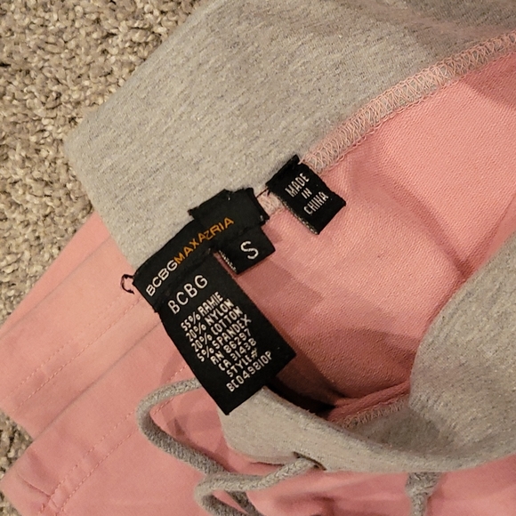 Pants - Picture 4 of 4